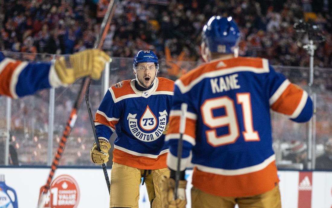 Edmonton Oilers' Vincent Desharnais Lights Up with Debut Goal, Team Adds Sam Gagner for Extra Firepower!